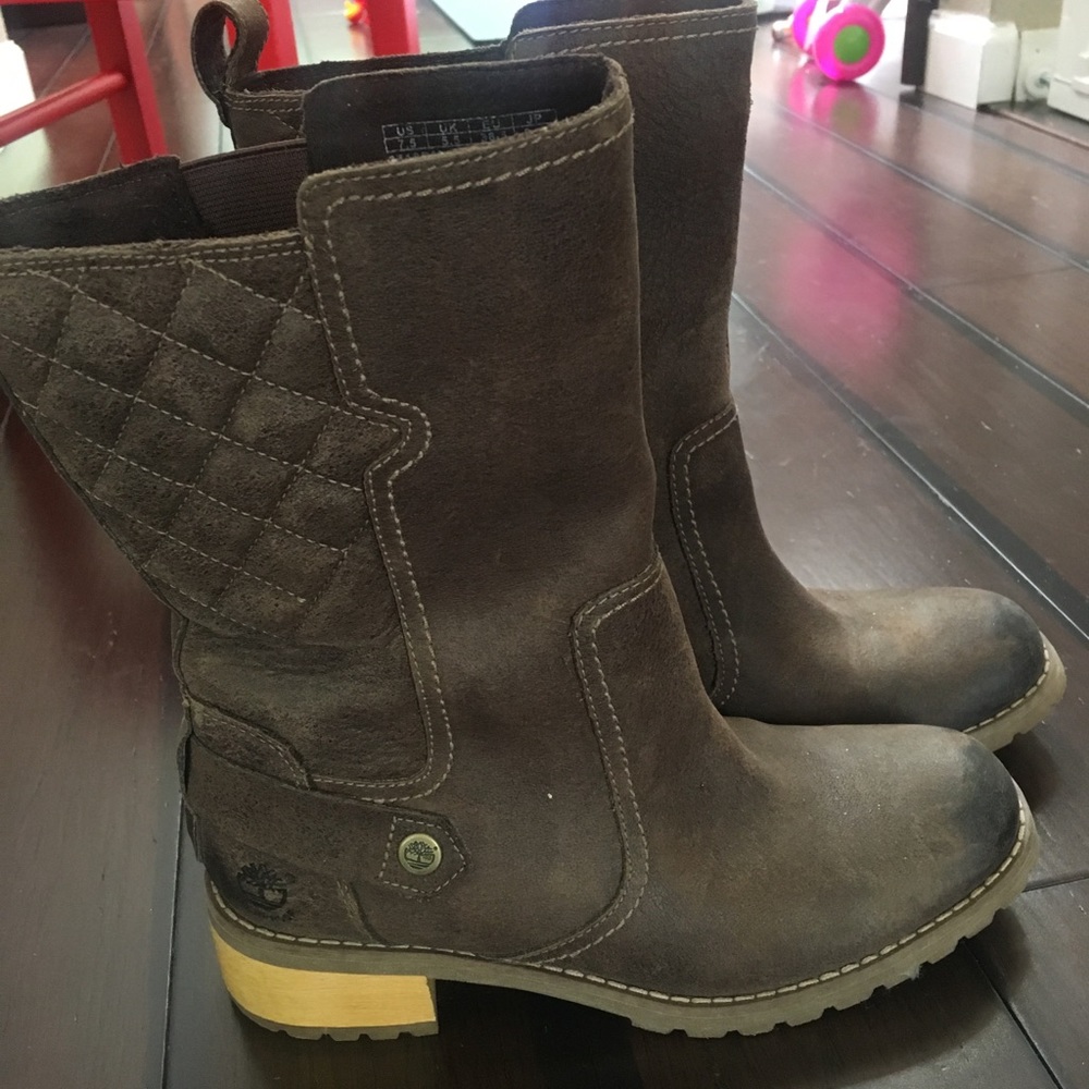 Used women’s timberland boots 7.5